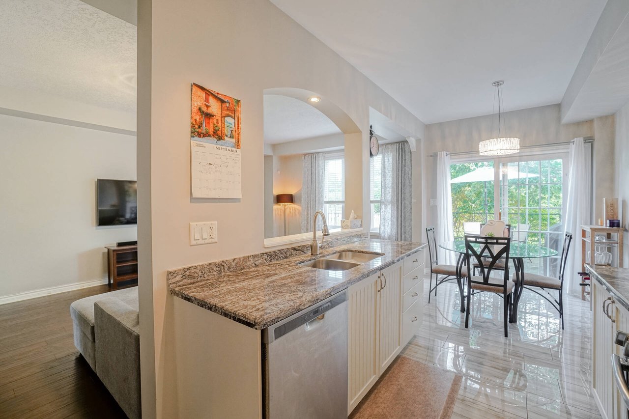 Beautiful Townhome in Ancaster