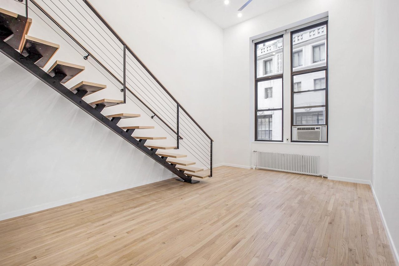 3 Hanover Square, Apt 2B