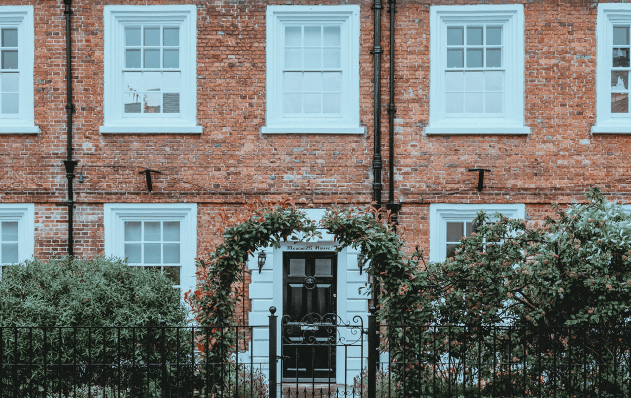 Understanding the Legal Aspects of Ultra-Luxury Home Purchases in Arlington, VA cover