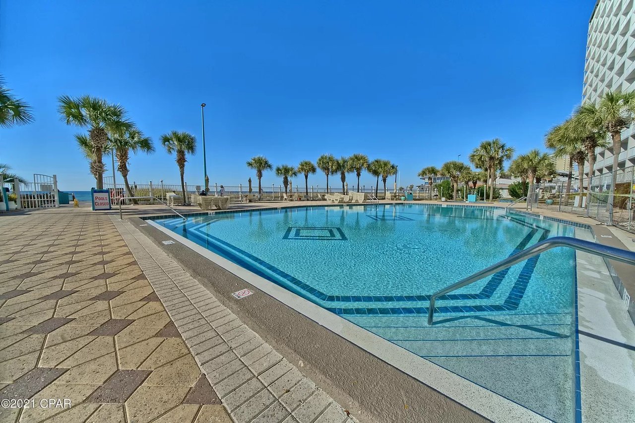 8743 Thomas Drive Unit 209