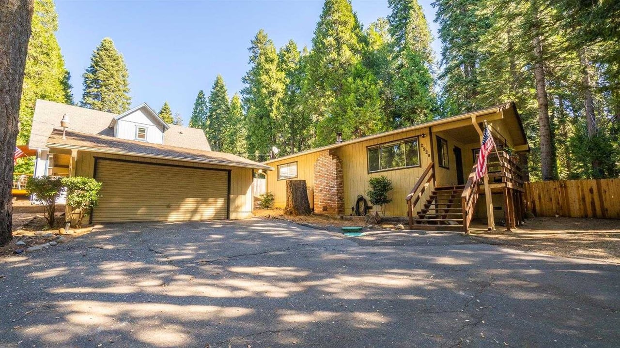 2929 SHADOW Lane