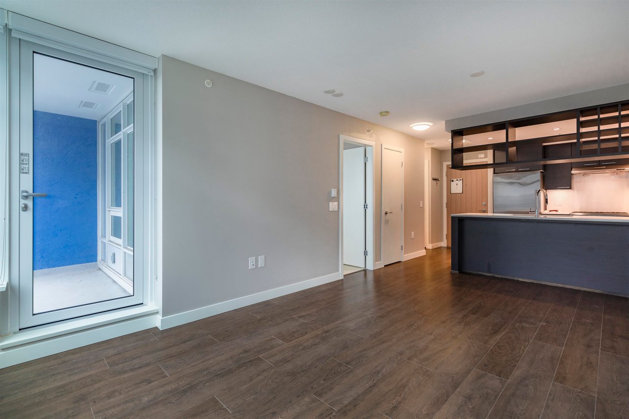 1216-6188 No. 3 Rd