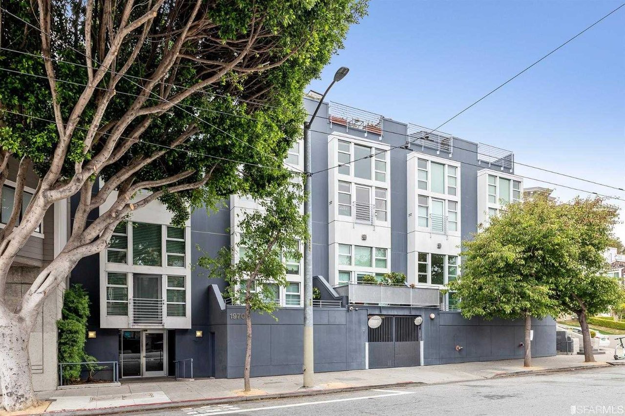 1970 Sutter Street Unit 107