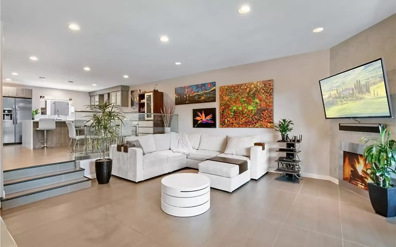 Woodland Hills, California