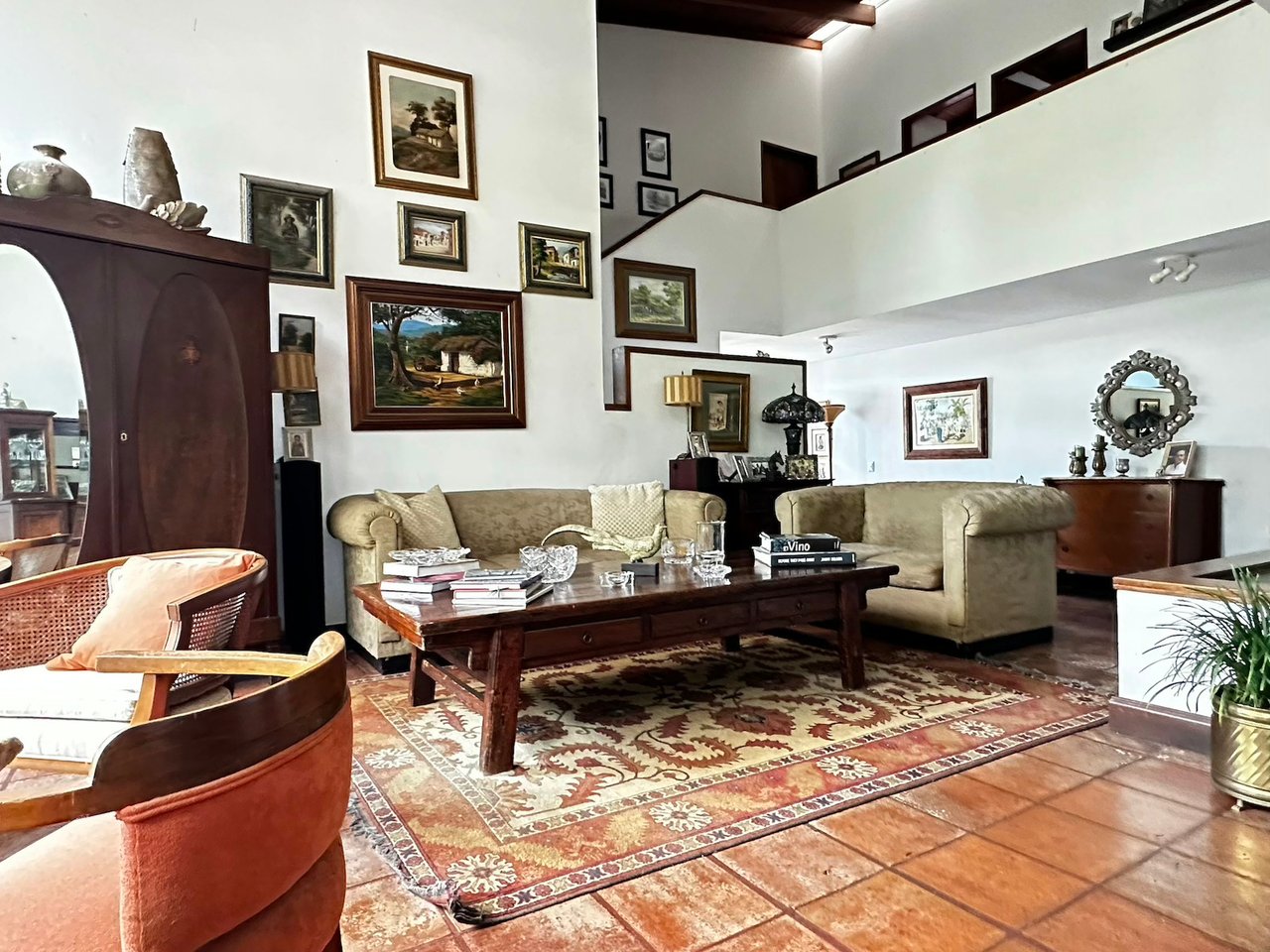 Artisan Colonial Family Home, Curridabat, San Jose