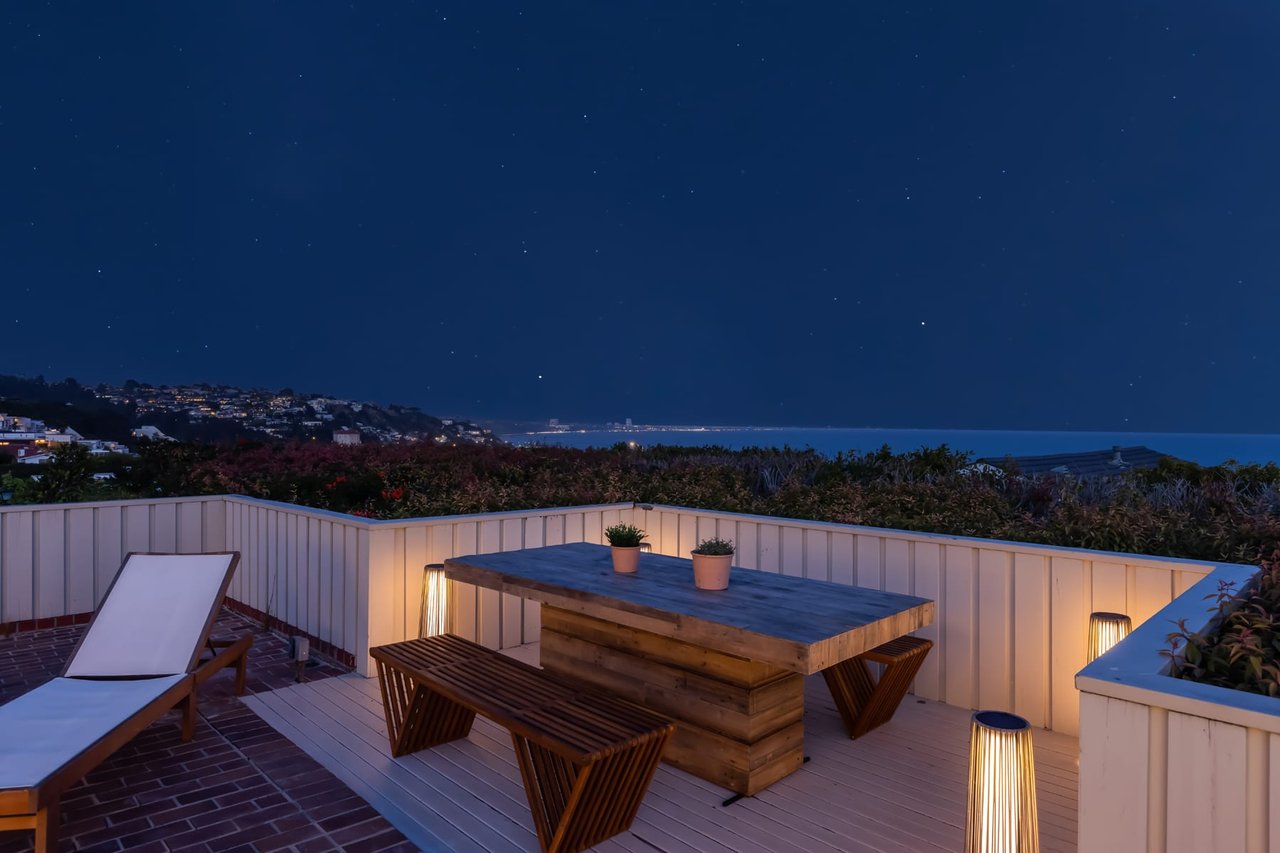 4B/ 3B Ocean View Home with Pool