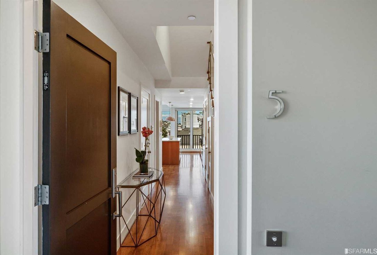 1495 Valencia Street Unit 5