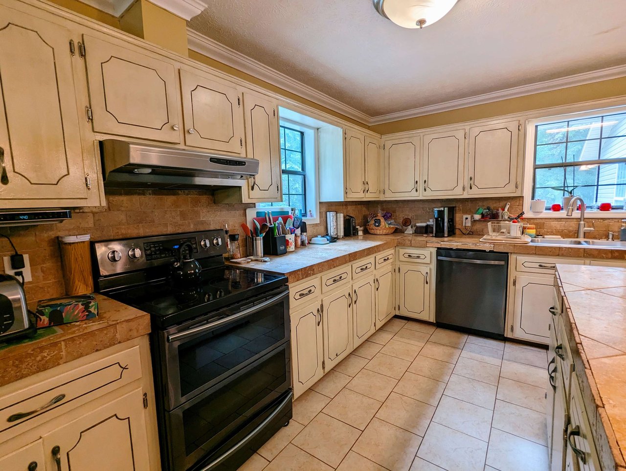 3546 Little Wills Valley Rd, Attalla, AL 35954