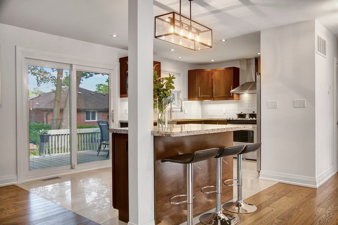3177 The Credit Woodlands