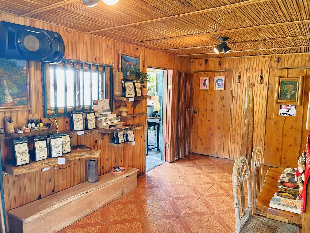 Bird Sanctuary Mountain Cabin, Perez Zeledon, San Jose
