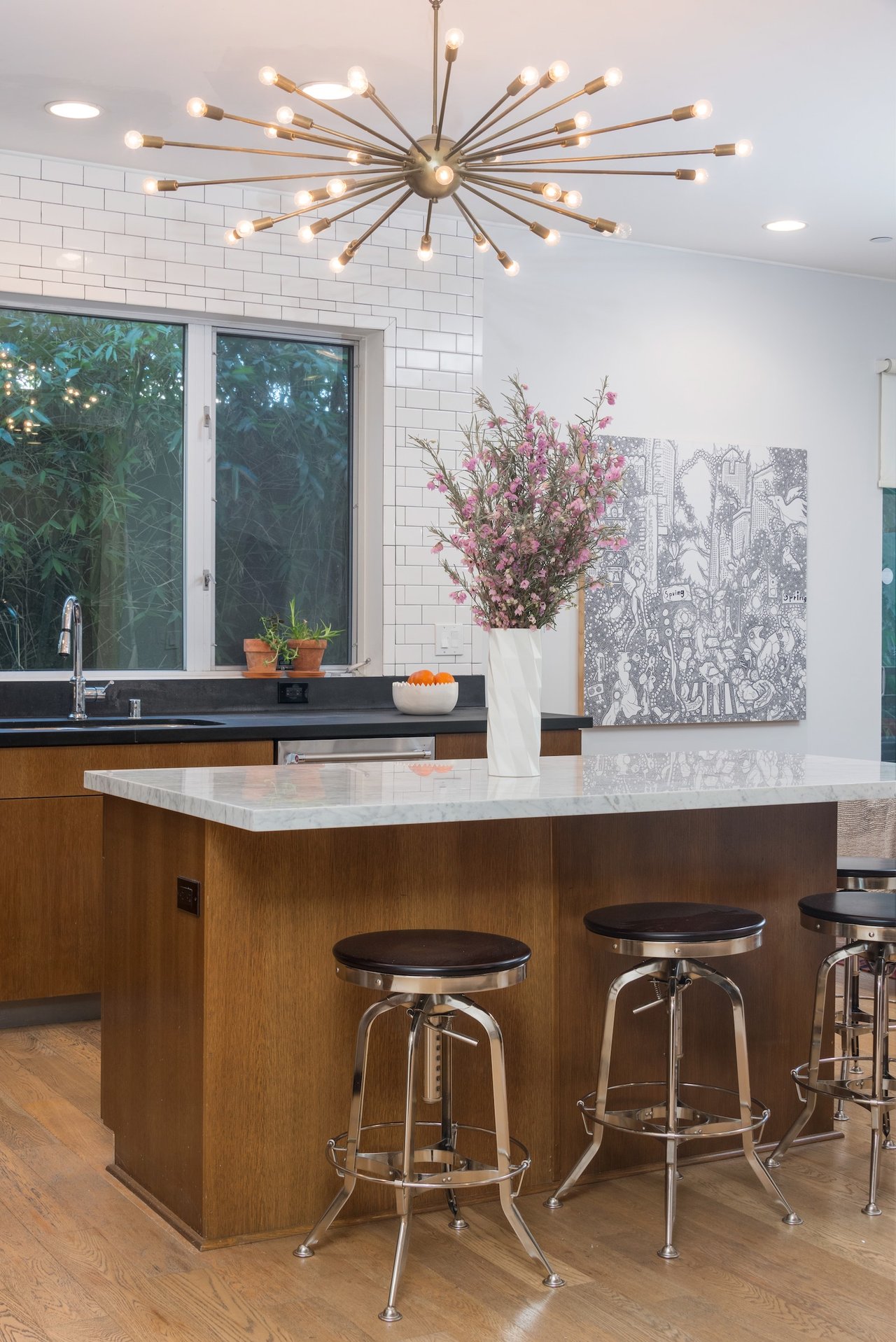 Modern 2 Bedroom/ 2 bath at the Metropol