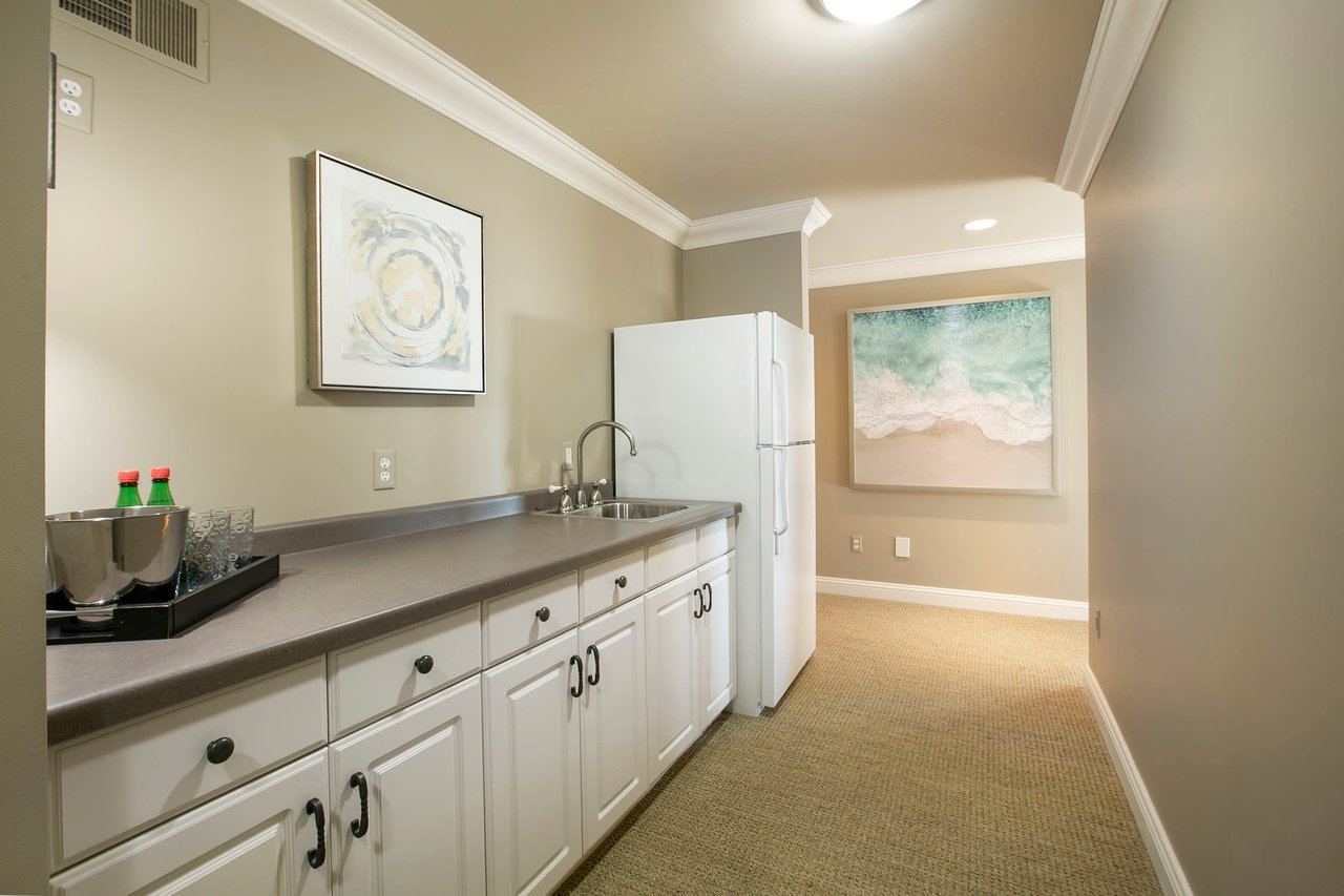 Stunning Downtown Wayzata Townhome // Wayzata Bay Views!