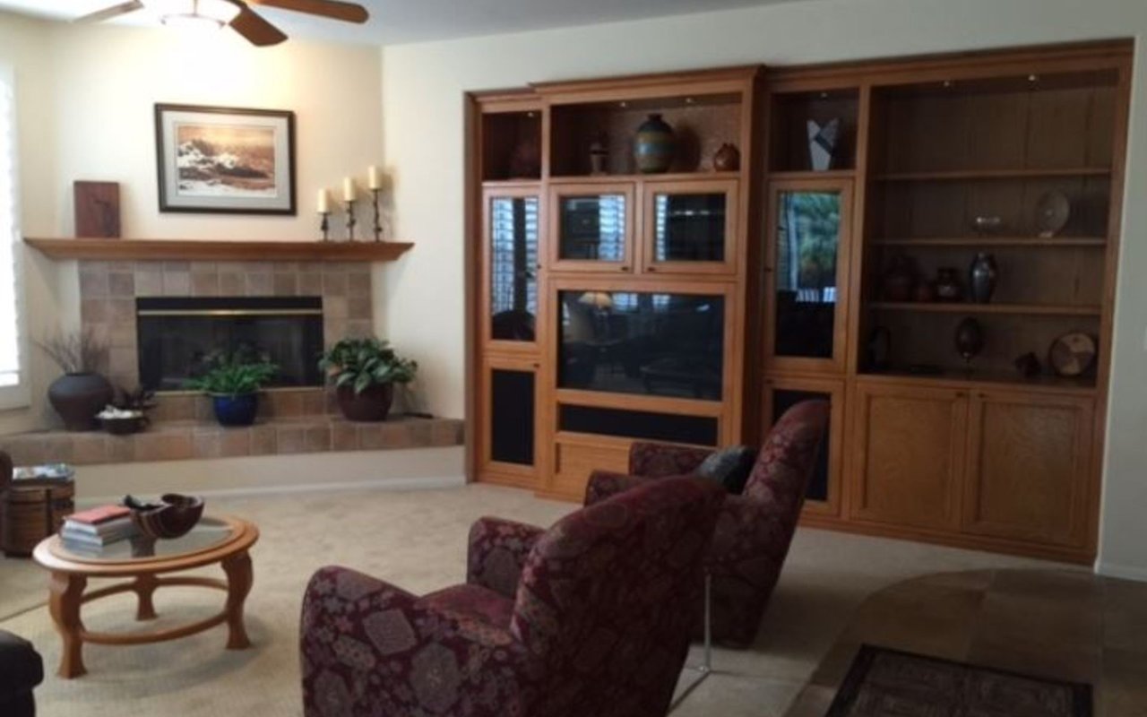 2276 Camino Robledo
