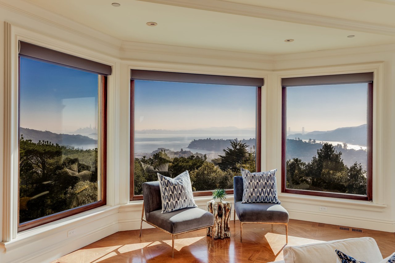 Extraordinary Tiburon Sanctuary