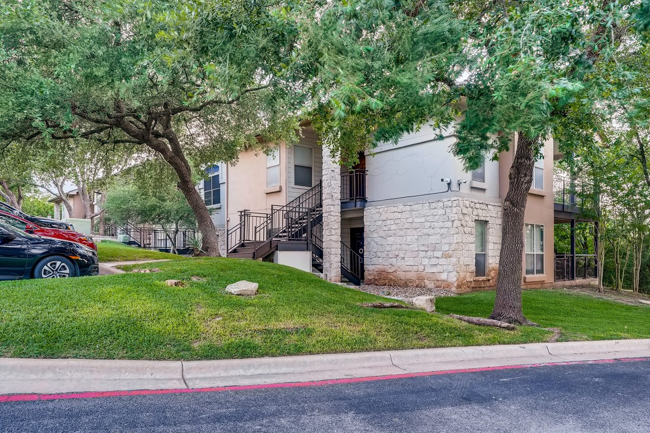 6000 Shepherd Mountain Cove 2107