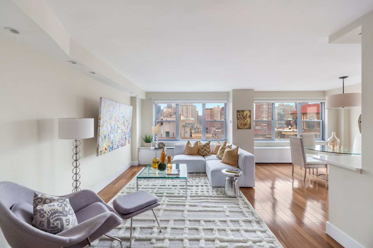 15 W 72nd St, #21R