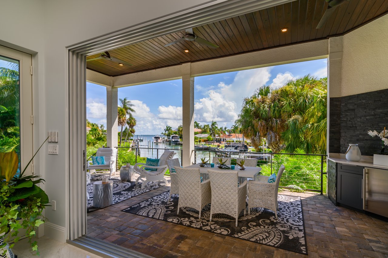 500 Ketch Lane, Country Club Shores, Longboat Key