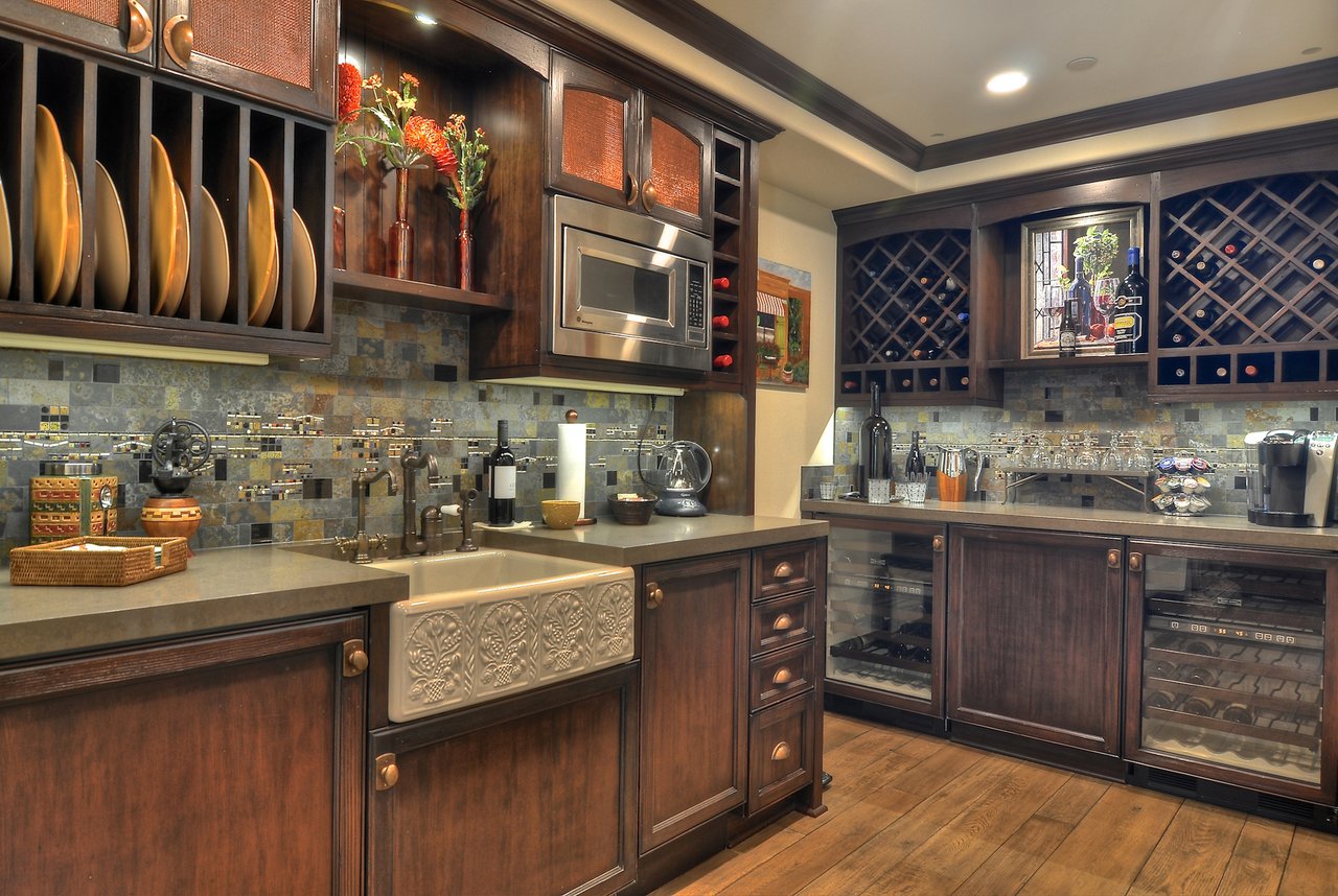 8 N Encino