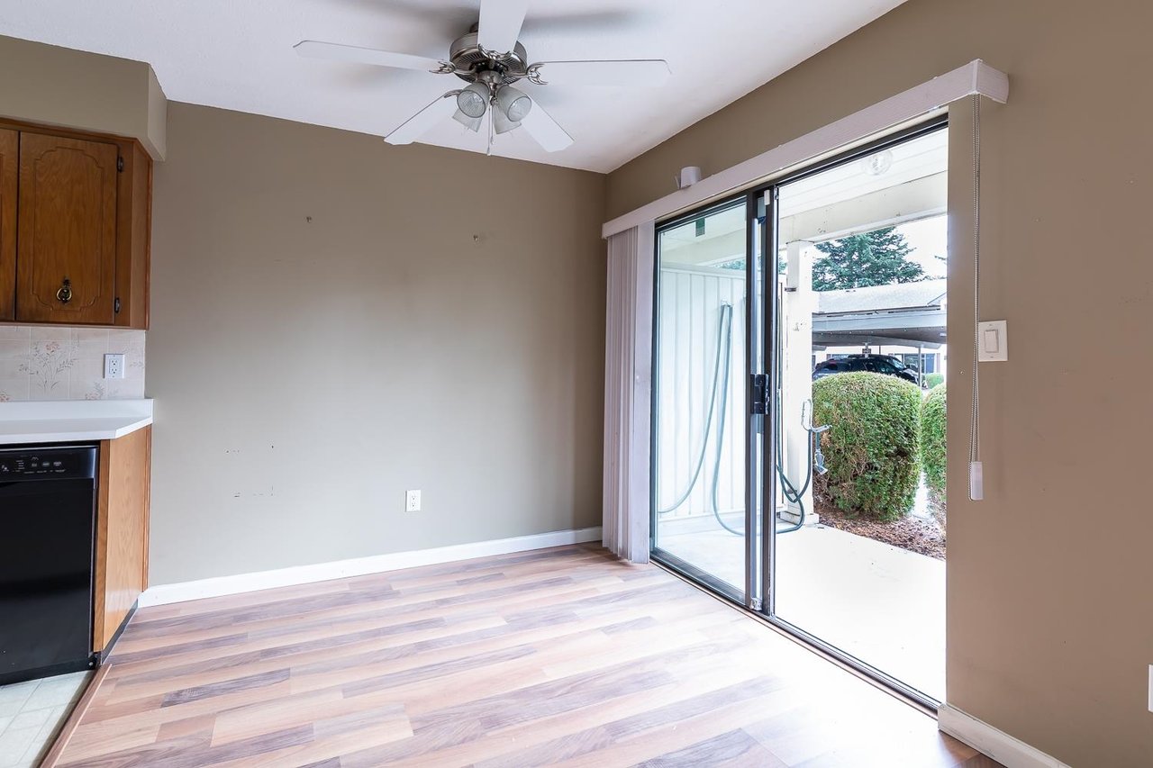 107-2853 W Bourquin Cres
