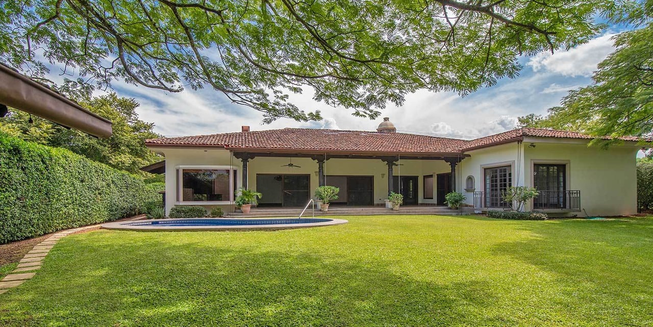 Colonial Golf Course Estate, Santa Ana, San Jose