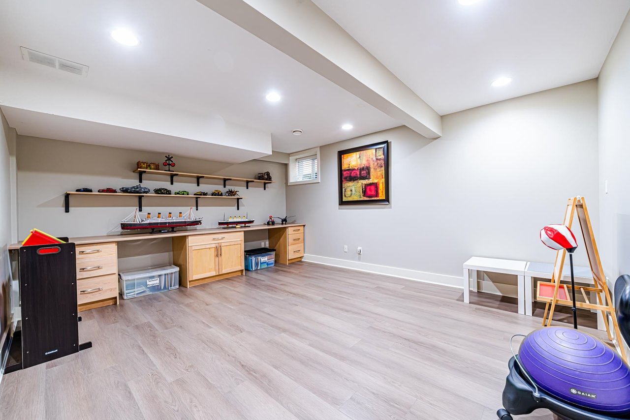 1226 Liverpool St