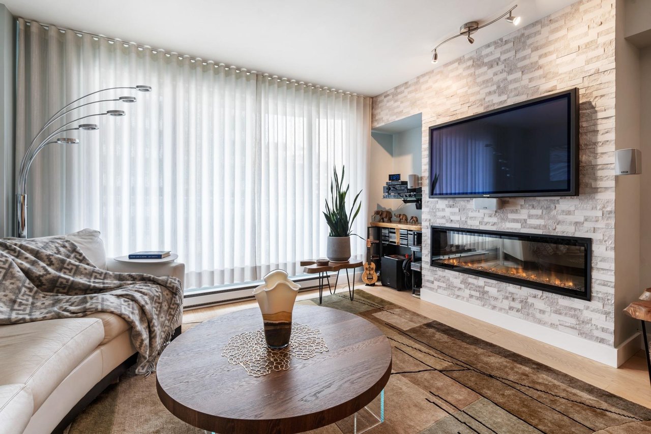 515-888 Beach Ave