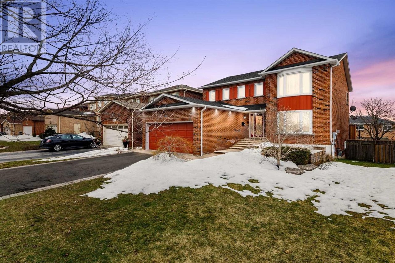 1600 STANCOMBE CRES