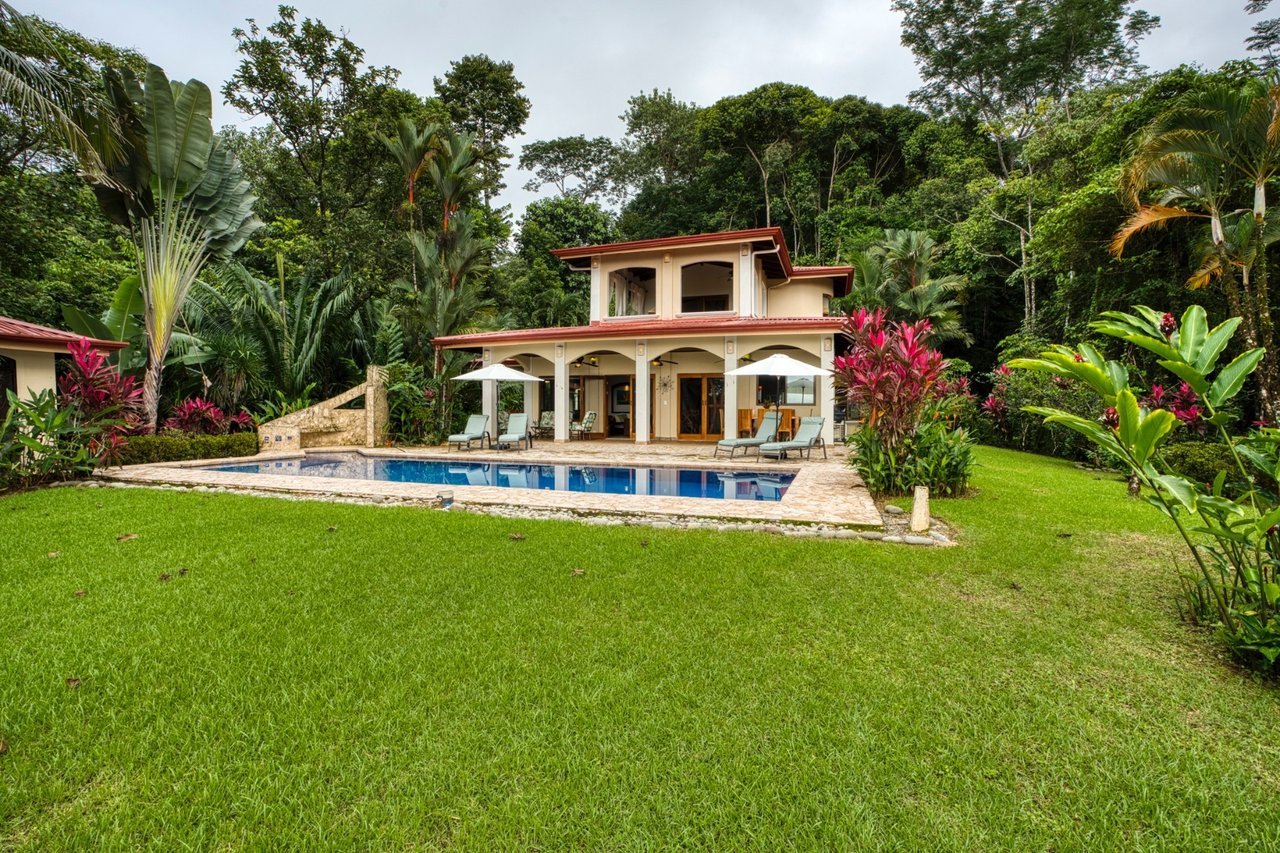 Secluded Jungle View Estate, Ojochal, Puntarenas