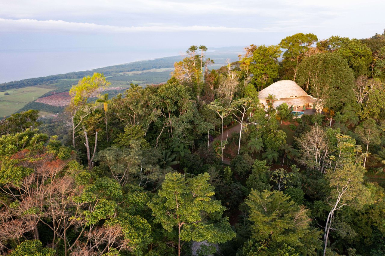 Los Nubes, Luxurious Natural Energy Resort