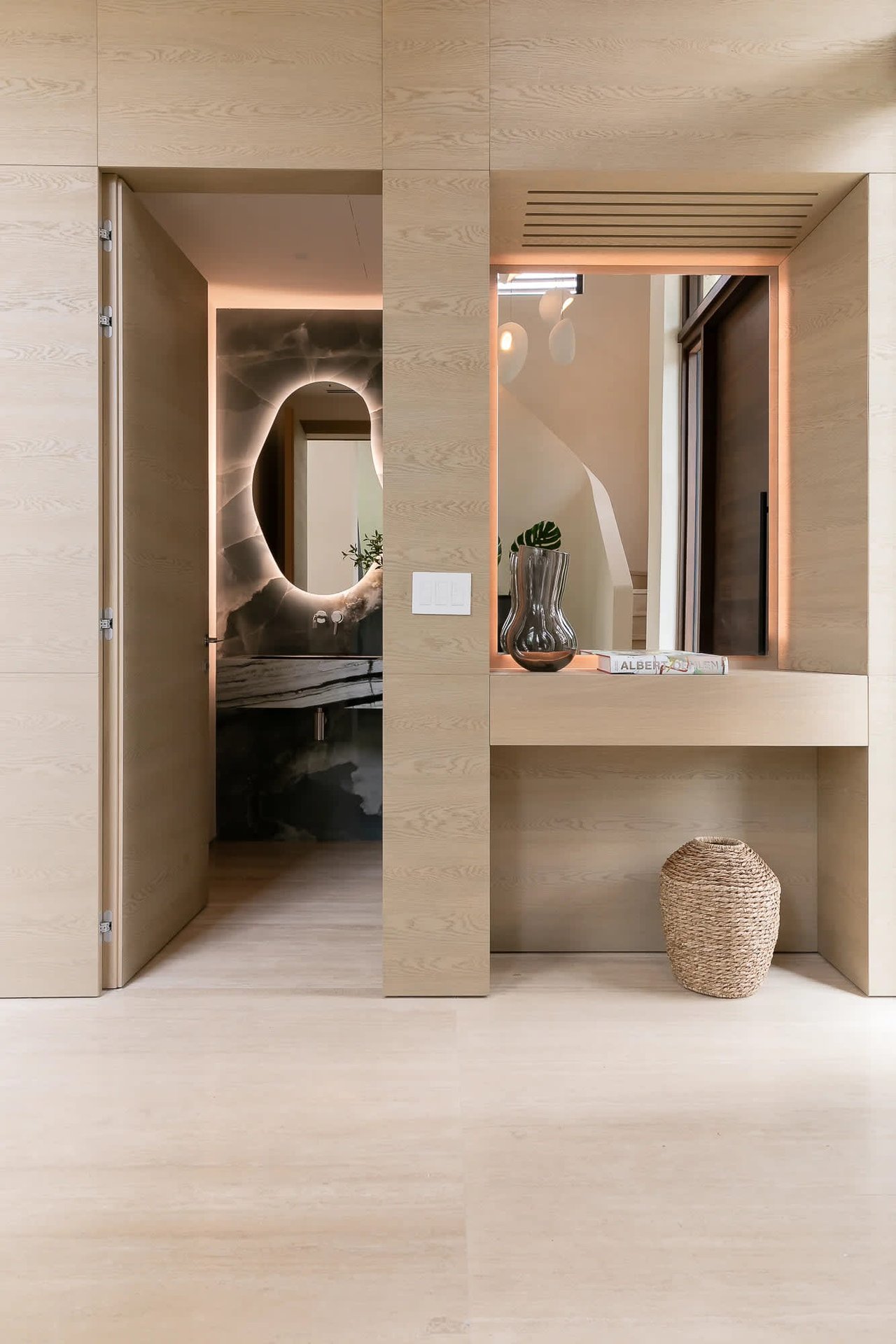 JO/GA Homes has commenced sales for La Corte, an opulent, self-sufficient residence boasting LEED Platinum certification. The home features a state-of-the-art photovoltaic solar setup and Tesla batteries, ensuring sustainable energy usage. (Posted March 2024)