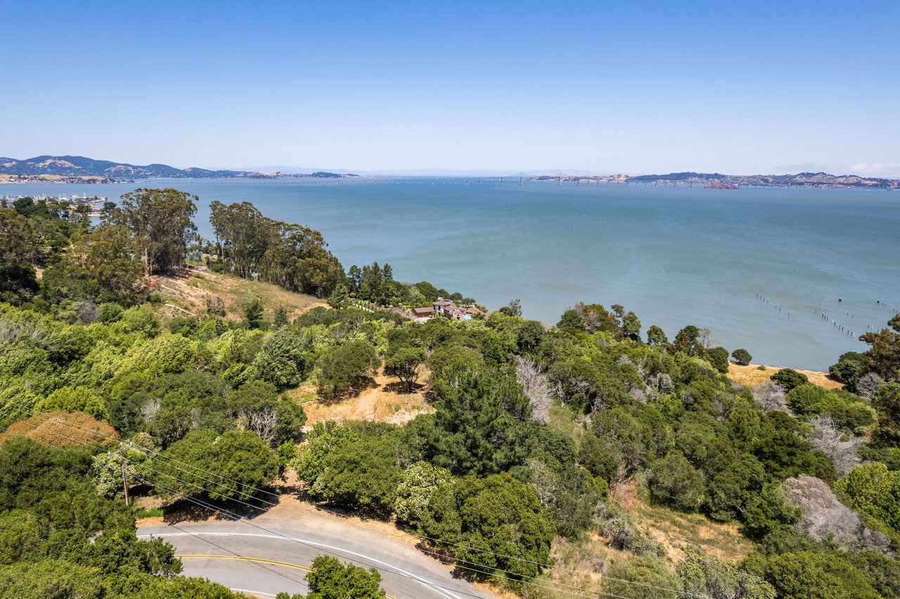 Incredible Residential View Lot