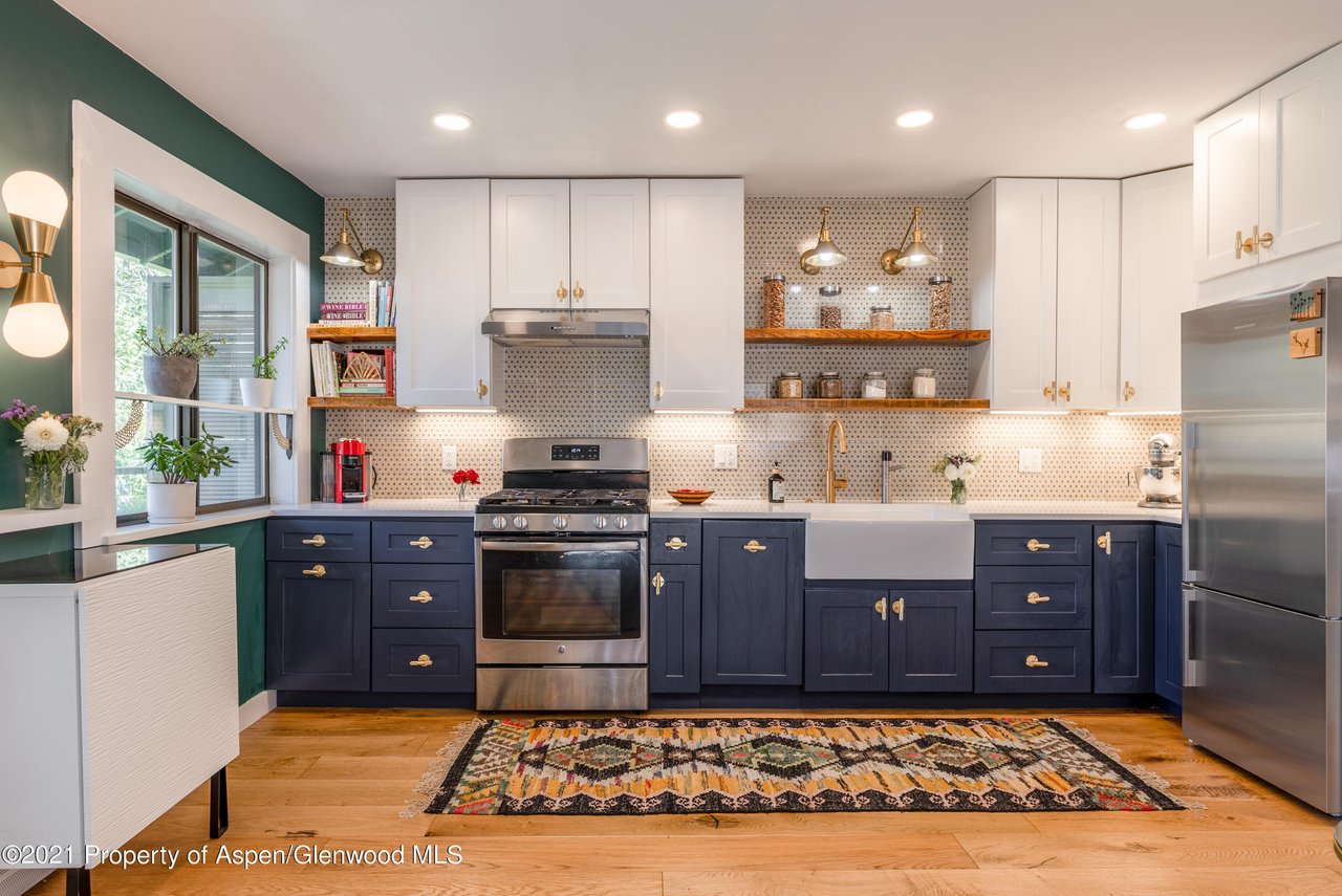 4070 Lower River Rd, #9