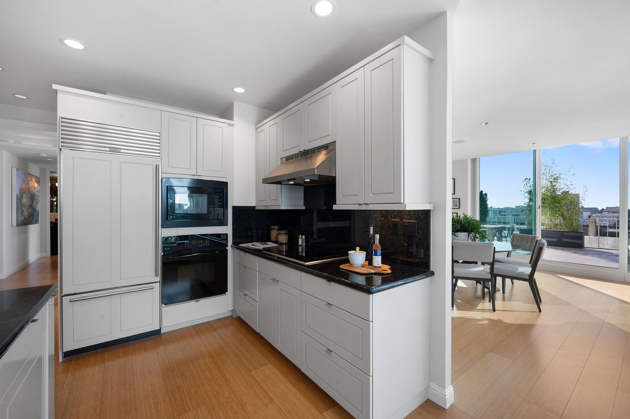 3000 SF of Indoor/Outdoor Living at Mid-Century 1200 California
