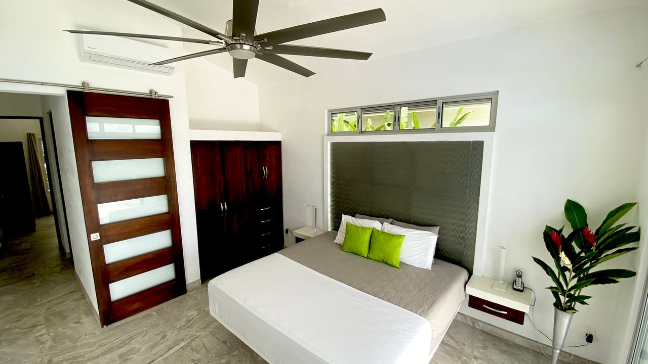 Modern Oceanview Infinity Pool Estate, Ojochal, Puntarenas
