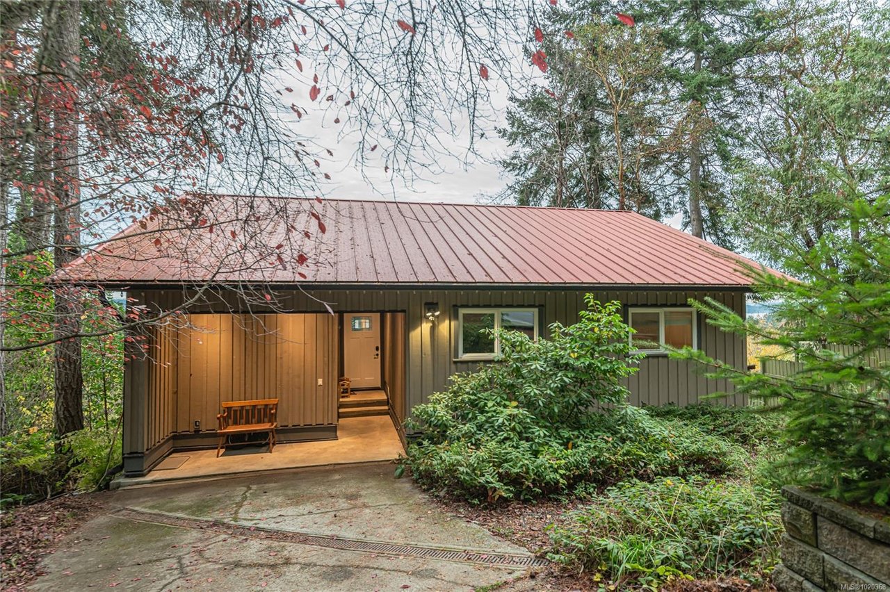 140 Mt. Baker Cres