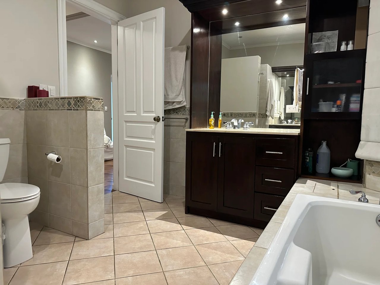 Single Level Golf Residence, Santa Ana, San Jose