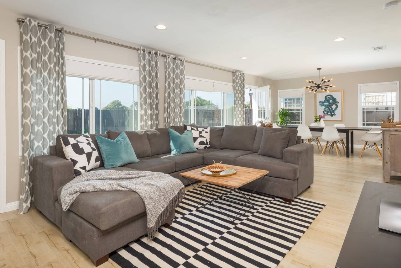 Fantastic 4 Bedroom in super hot Hawthorne