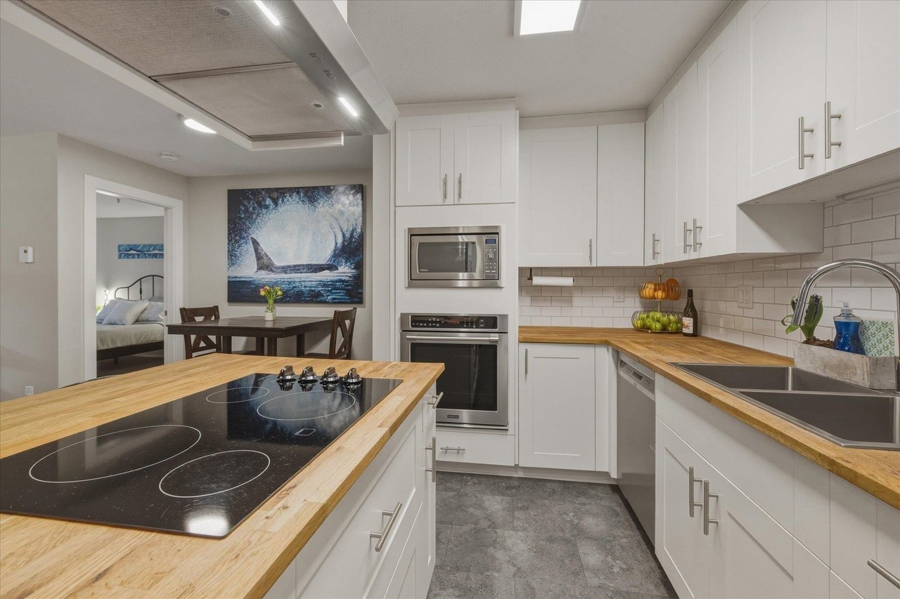 C102-40140 Willow Cres