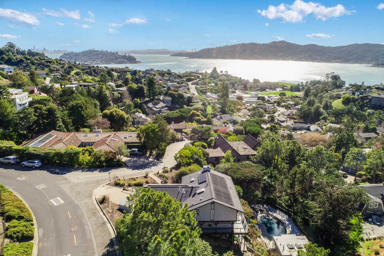 16 Mark Terrace, Tiburon