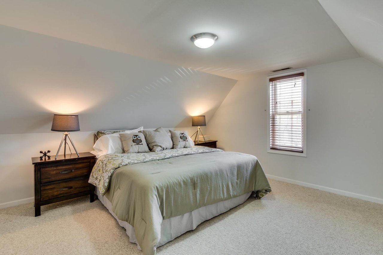 Bucktown Abode: 1736 N. Wilmot 