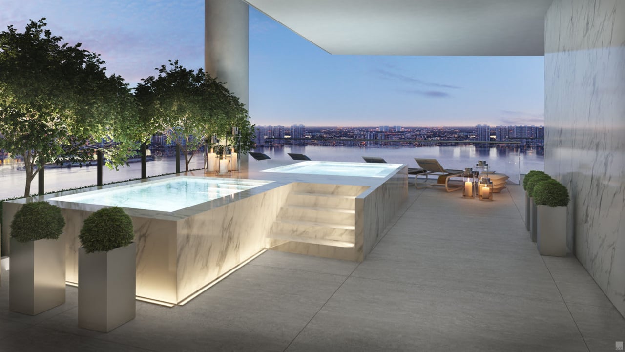 Turnberry Ocean Club Residences