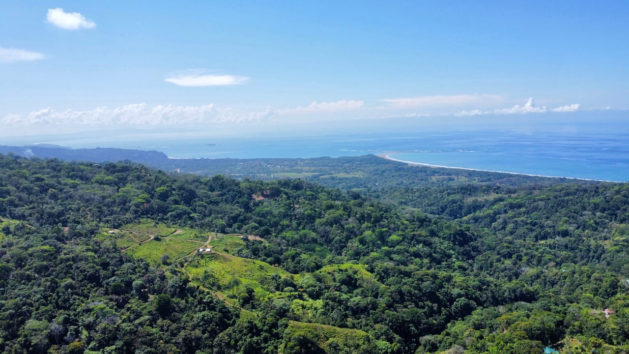 Stunning Oceanview Lot in the sought-after Uvita Hills Community