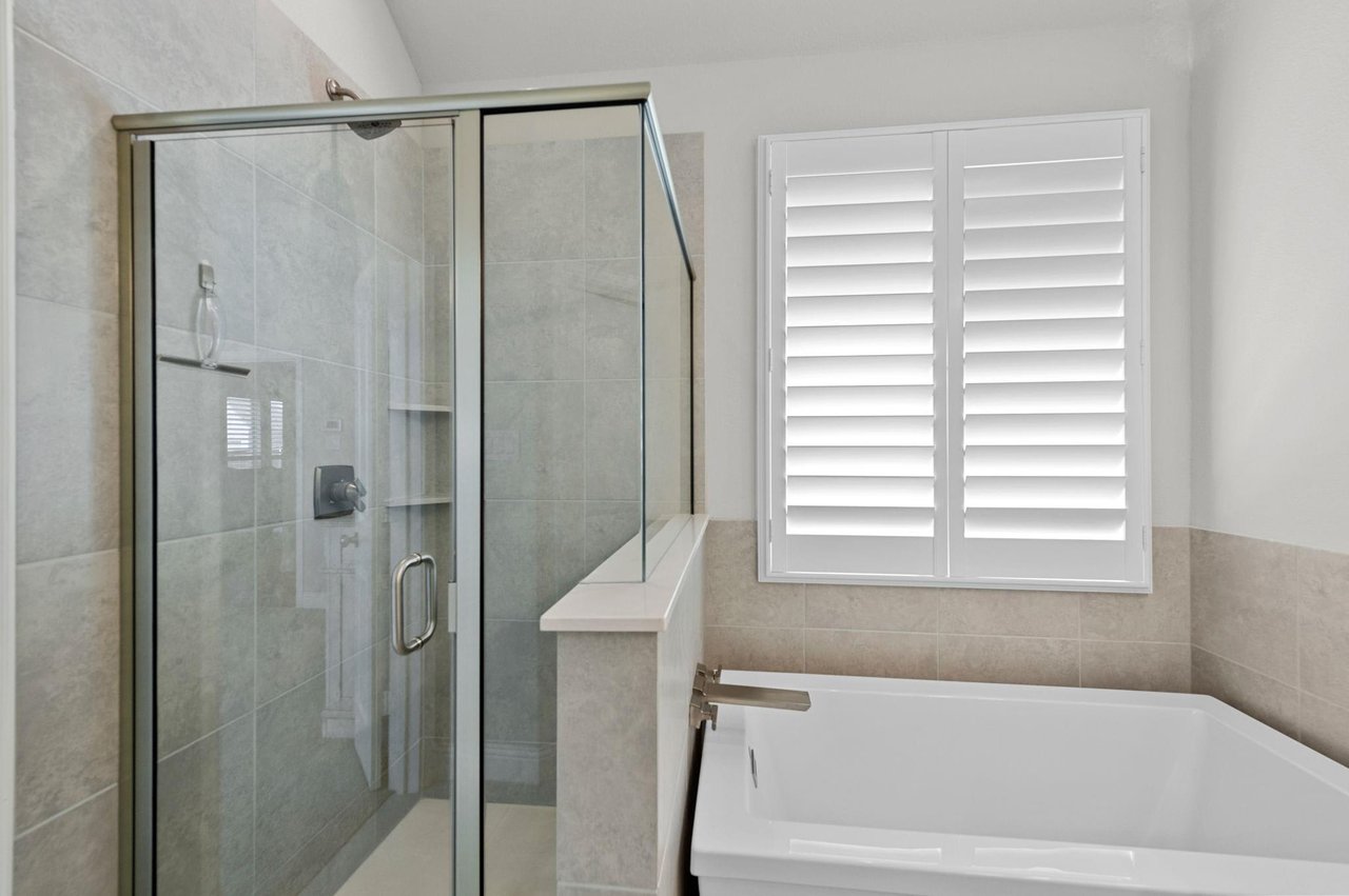 1537 Jocelyn Drive