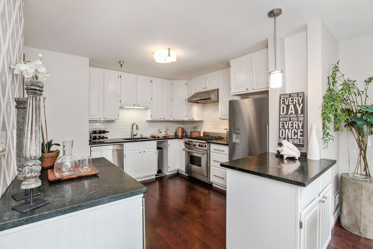 Amazing Hayes Valley Condominium
