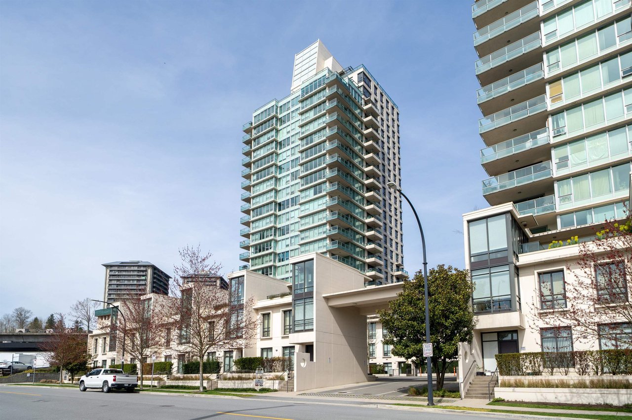 801-2200 Douglas Rd