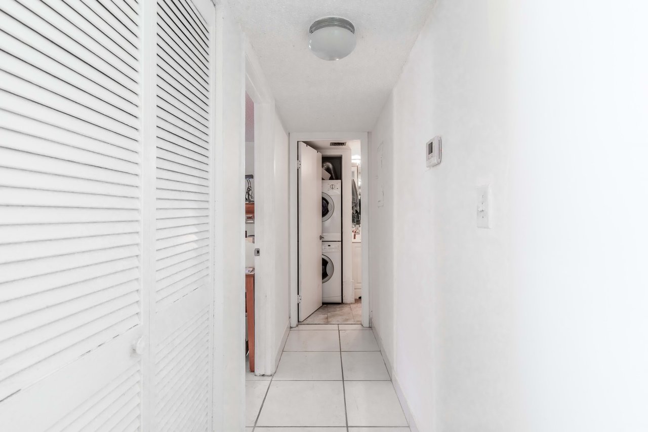 5415 Collins Ave  Unit 704 Miami Beach