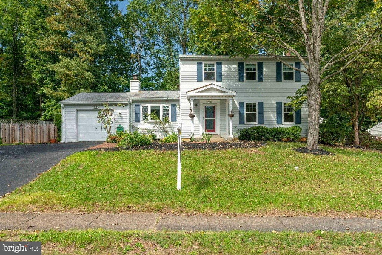 9726 WATERLINE DRIVE