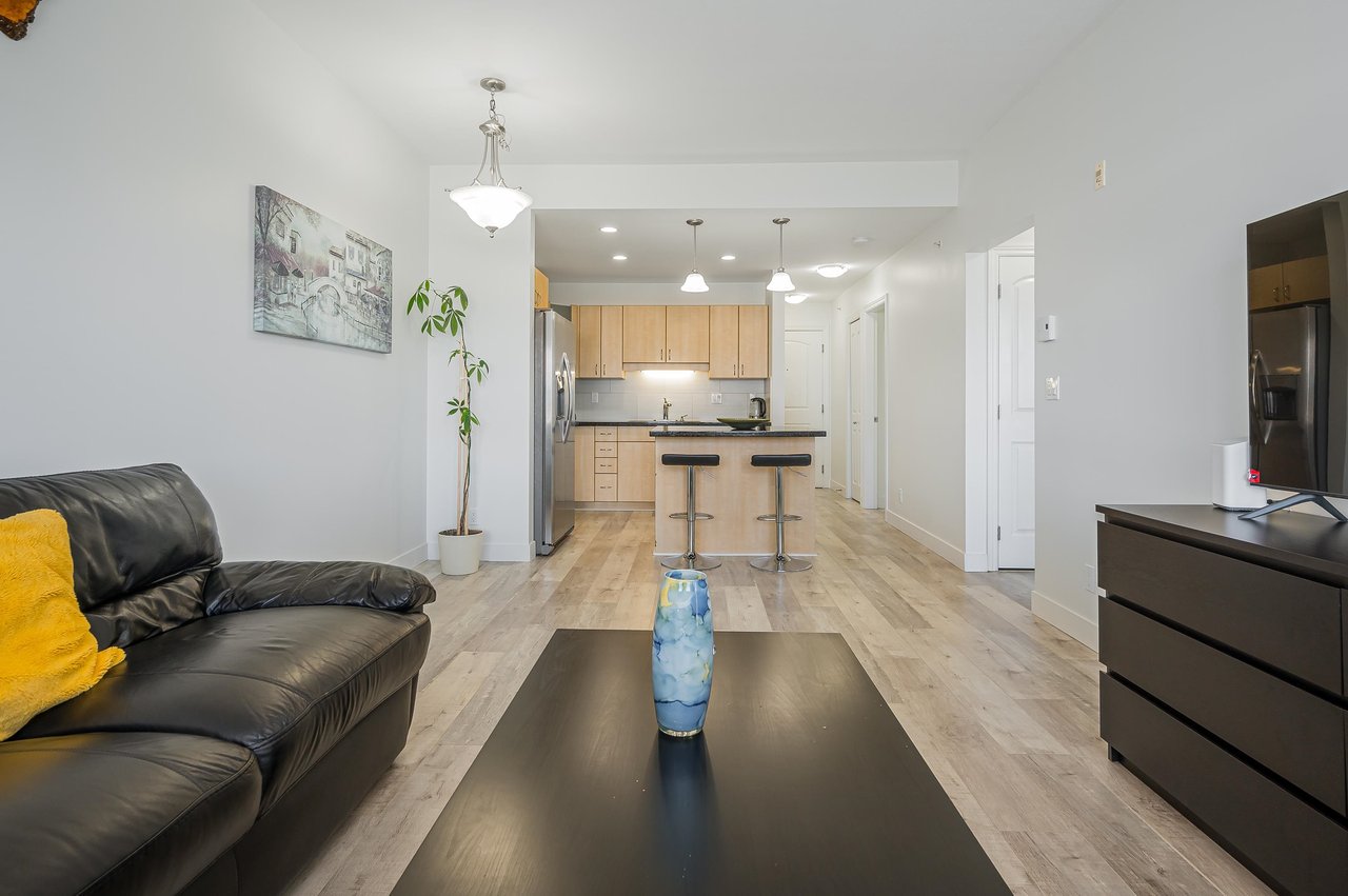 304-19774 56 Ave