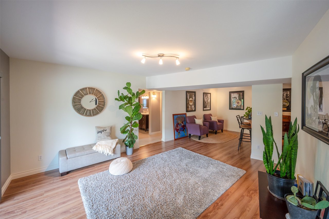 1332 Peachcliff Dr