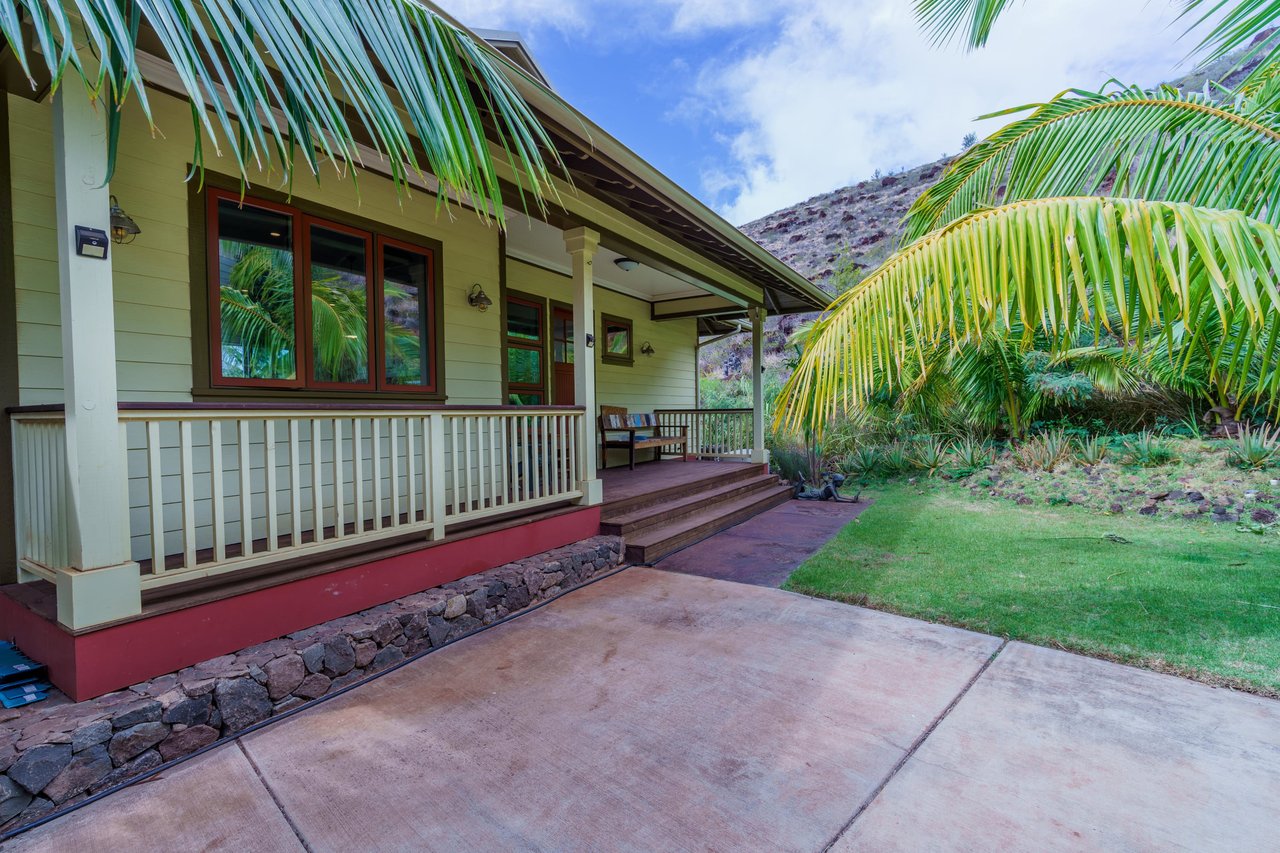 352 Punakea Loop | Special, Natural, Magical